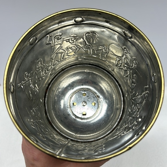 Vintage faux green marble KAISER COFFEE pedestal tin with Mythological design - Picture 7 of 8